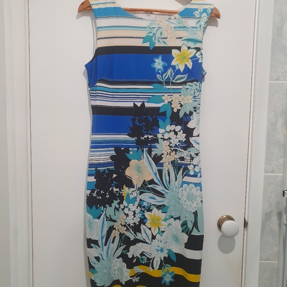Queenspark size small sleeveless stretch dress - Coastal vibe print - Picture 2 of 6